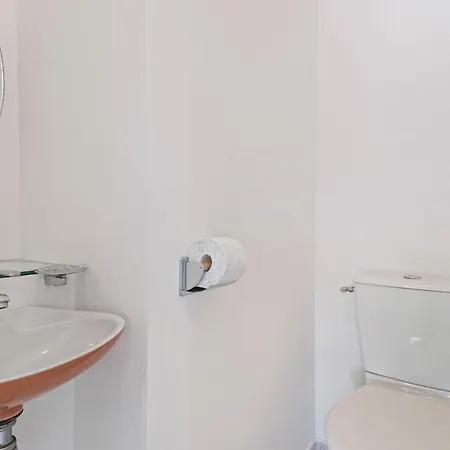 Majestic Apartment